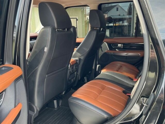 Чорний Ленд Ровер Range Rover Sport, об'ємом двигуна 2.99 л та пробігом 70 тис. км за 32000 $, фото 12 на Automoto.ua
