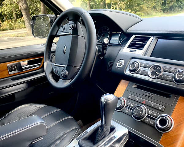 Чорний Ленд Ровер Range Rover Sport, об'ємом двигуна 5 л та пробігом 98 тис. км за 22500 $, фото 22 на Automoto.ua