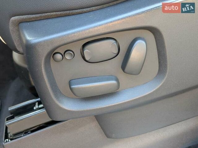 Черный Ленд Ровер Рендж Ровер Спорт, объемом двигателя 2.99 л и пробегом 151 тыс. км за 22000 $, фото 30 на Automoto.ua