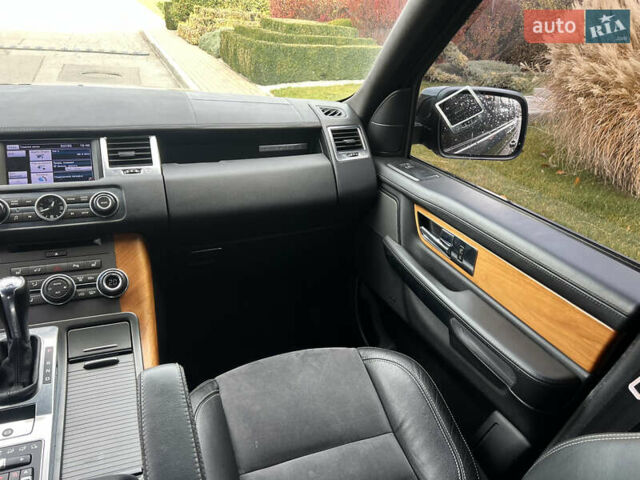 Черный Ленд Ровер Рендж Ровер Спорт, объемом двигателя 2.99 л и пробегом 91 тыс. км за 15555 $, фото 28 на Automoto.ua