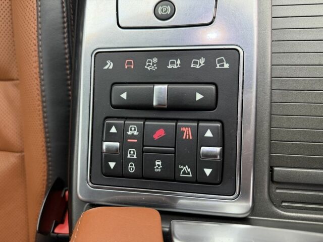 Черный Ленд Ровер Рендж Ровер Спорт, объемом двигателя 3 л и пробегом 280 тыс. км за 13799 $, фото 4 на Automoto.ua