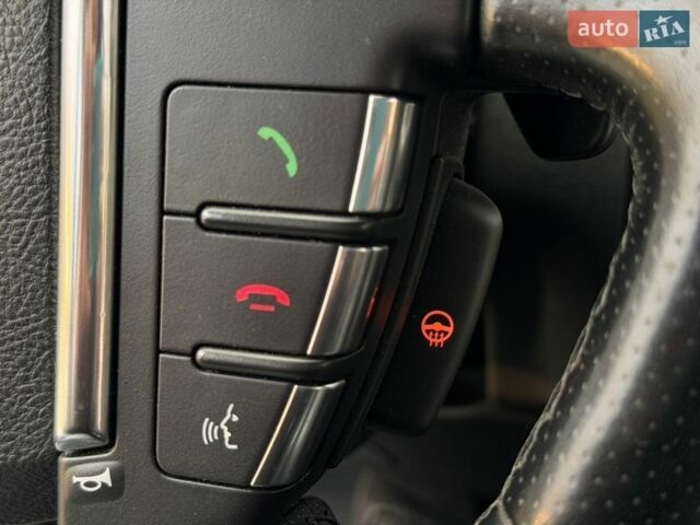 Черный Ленд Ровер Рендж Ровер Спорт, объемом двигателя 5 л и пробегом 215 тыс. км за 15500 $, фото 27 на Automoto.ua