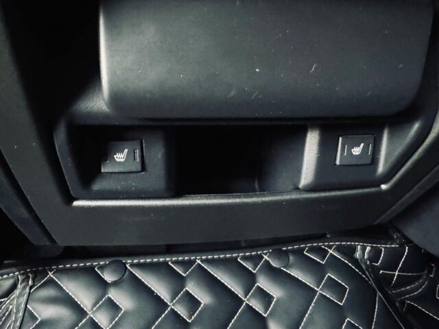 Черный Ленд Ровер Рендж Ровер Спорт, объемом двигателя 3 л и пробегом 240 тыс. км за 15000 $, фото 20 на Automoto.ua