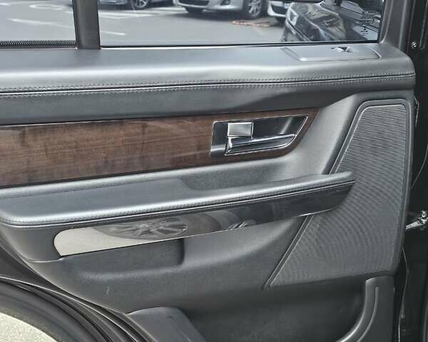 Чорний Ленд Ровер Range Rover Sport, об'ємом двигуна 2.99 л та пробігом 206 тис. км за 12500 $, фото 7 на Automoto.ua