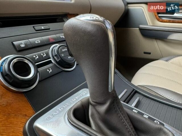 Чорний Ленд Ровер Range Rover Sport, об'ємом двигуна 5 л та пробігом 140 тис. км за 13899 $, фото 46 на Automoto.ua