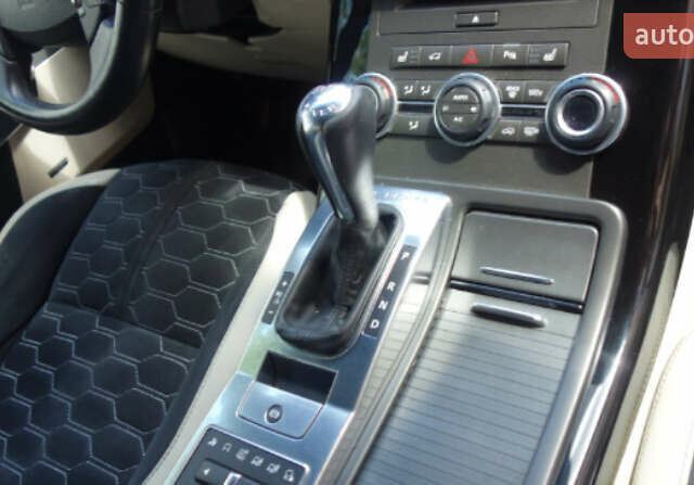 Черный Ленд Ровер Рендж Ровер Спорт, объемом двигателя 5 л и пробегом 119 тыс. км за 18500 $, фото 10 на Automoto.ua