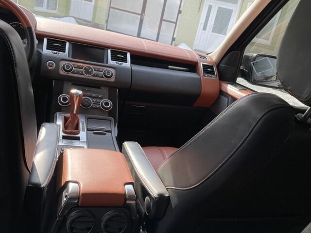 Чорний Ленд Ровер Range Rover Sport, об'ємом двигуна 2.99 л та пробігом 70 тис. км за 32000 $, фото 10 на Automoto.ua