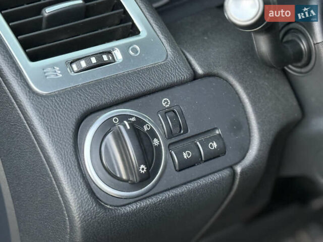 Черный Ленд Ровер Рендж Ровер Спорт, объемом двигателя 2.99 л и пробегом 280 тыс. км за 15999 $, фото 15 на Automoto.ua