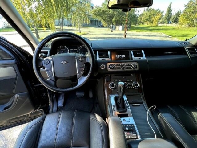 Чорний Ленд Ровер Range Rover Sport, об'ємом двигуна 5 л та пробігом 143 тис. км за 26800 $, фото 17 на Automoto.ua