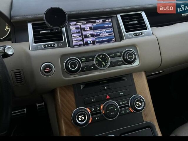 Чорний Ленд Ровер Range Rover Sport, об'ємом двигуна 3 л та пробігом 140 тис. км за 17700 $, фото 21 на Automoto.ua