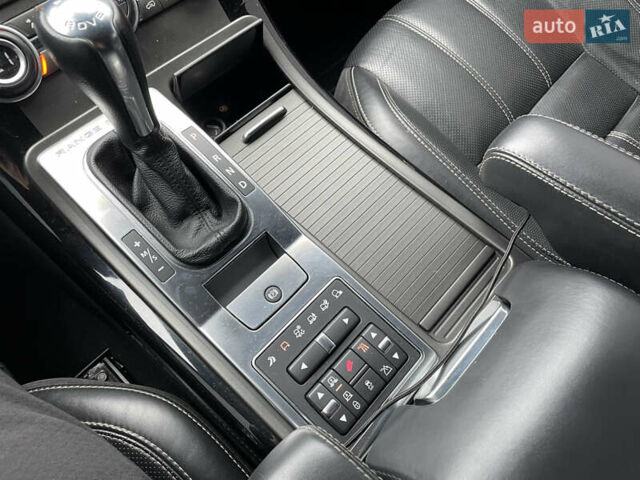 Чорний Ленд Ровер Range Rover Sport, об'ємом двигуна 5 л та пробігом 213 тис. км за 13800 $, фото 17 на Automoto.ua