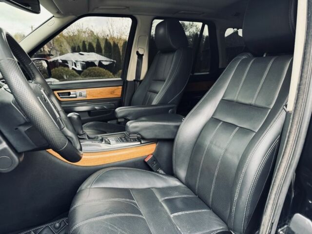 Черный Ленд Ровер Рендж Ровер Спорт, объемом двигателя 3 л и пробегом 240 тыс. км за 15000 $, фото 13 на Automoto.ua