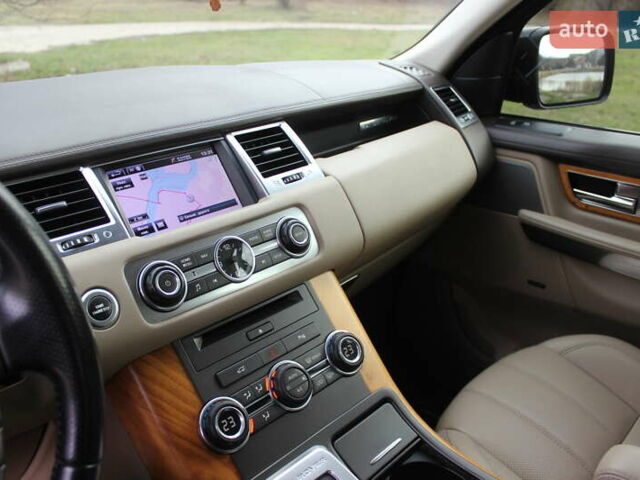 Черный Ленд Ровер Рендж Ровер Спорт, объемом двигателя 3 л и пробегом 137 тыс. км за 17999 $, фото 45 на Automoto.ua