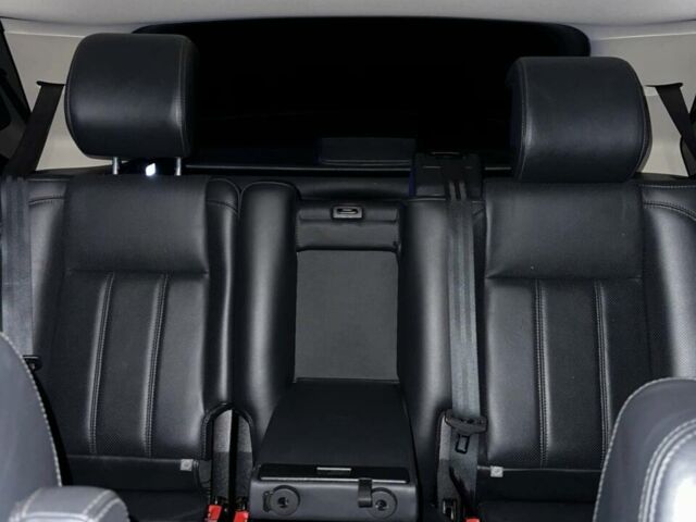 Чорний Ленд Ровер Range Rover Sport, об'ємом двигуна 3 л та пробігом 211 тис. км за 18000 $, фото 30 на Automoto.ua