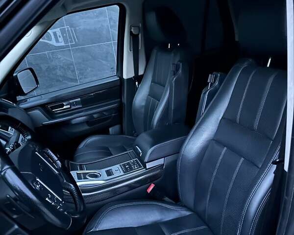 Чорний Ленд Ровер Range Rover Sport, об'ємом двигуна 3 л та пробігом 211 тис. км за 20000 $, фото 16 на Automoto.ua