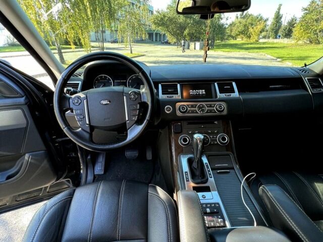 Чорний Ленд Ровер Range Rover Sport, об'ємом двигуна 5 л та пробігом 143 тис. км за 26800 $, фото 17 на Automoto.ua