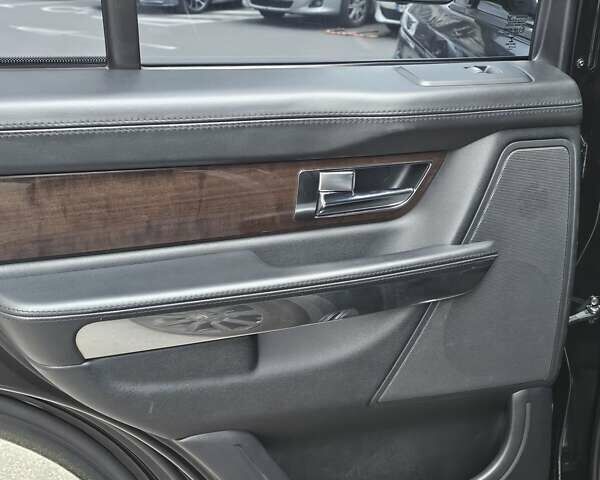 Чорний Ленд Ровер Range Rover Sport, об'ємом двигуна 2.99 л та пробігом 206 тис. км за 12000 $, фото 26 на Automoto.ua
