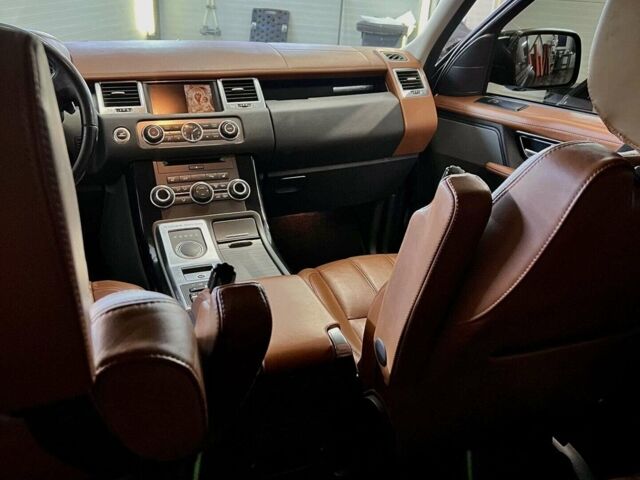 Чорний Ленд Ровер Range Rover Sport, об'ємом двигуна 3 л та пробігом 236 тис. км за 17000 $, фото 11 на Automoto.ua