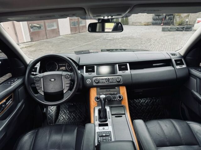 Черный Ленд Ровер Рендж Ровер Спорт, объемом двигателя 3 л и пробегом 240 тыс. км за 15000 $, фото 2 на Automoto.ua