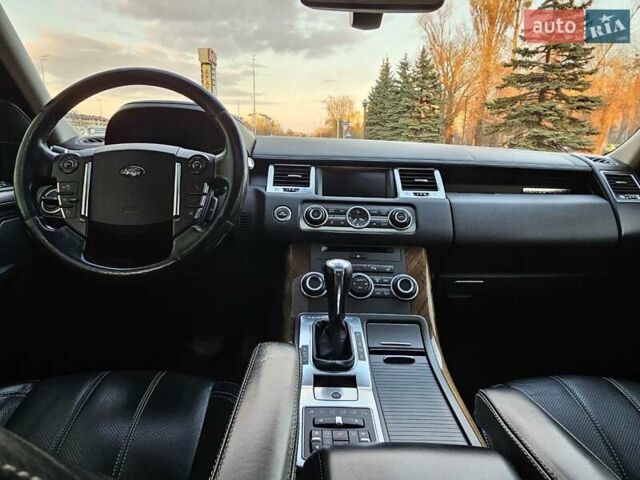 Черный Ленд Ровер Рендж Ровер Спорт, объемом двигателя 2.99 л и пробегом 206 тыс. км за 11900 $, фото 2 на Automoto.ua