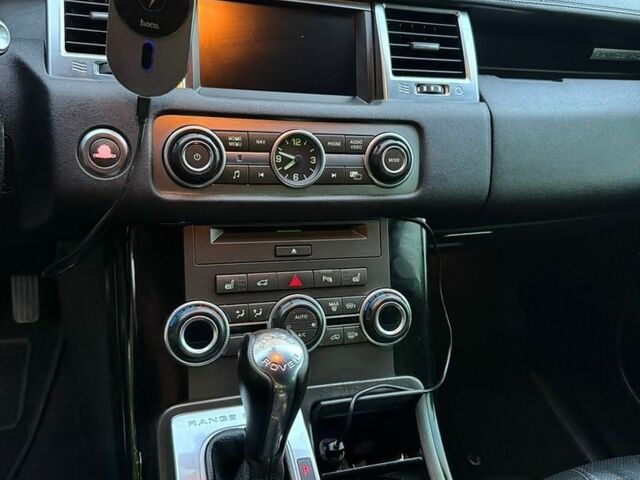 Чорний Ленд Ровер Range Rover Sport, об'ємом двигуна 5 л та пробігом 195 тис. км за 14000 $, фото 29 на Automoto.ua