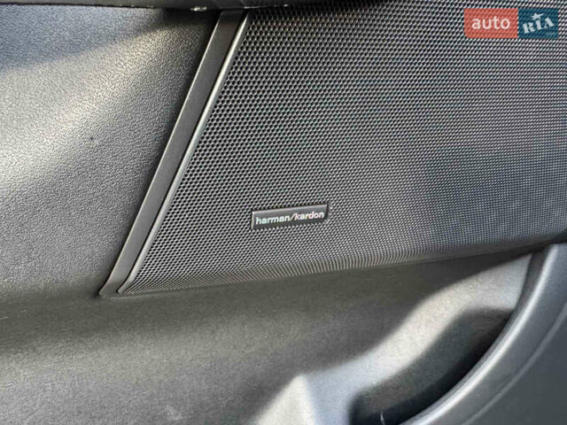 Ленд Ровер Рендж Ровер Спорт 2012 в Львове на Automoto.ua Черный Ленд Ровер Рендж Ровер Спорт, объемом двигателя 2.99 л и пробегом 279 тыс. км за 17500 $, фото 9 на Automoto.ua