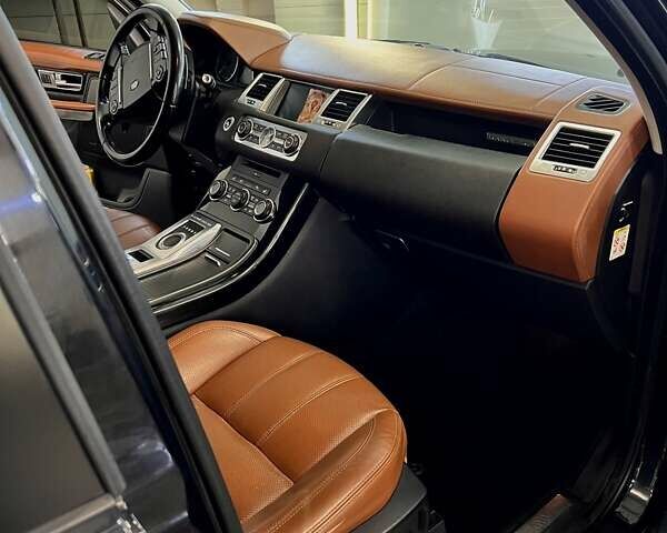 Черный Ленд Ровер Рендж Ровер Спорт, объемом двигателя 3 л и пробегом 236 тыс. км за 19000 $, фото 5 на Automoto.ua