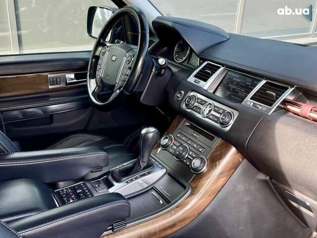 Чорний Ленд Ровер Range Rover Sport, об'ємом двигуна 3 л та пробігом 205 тис. км за 19500 $, фото 16 на Automoto.ua