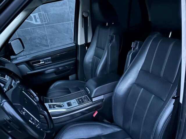 Чорний Ленд Ровер Range Rover Sport, об'ємом двигуна 3 л та пробігом 211 тис. км за 18000 $, фото 16 на Automoto.ua