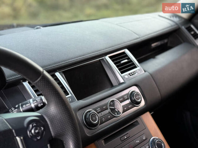 Черный Ленд Ровер Рендж Ровер Спорт, объемом двигателя 2.99 л и пробегом 280 тыс. км за 15999 $, фото 17 на Automoto.ua