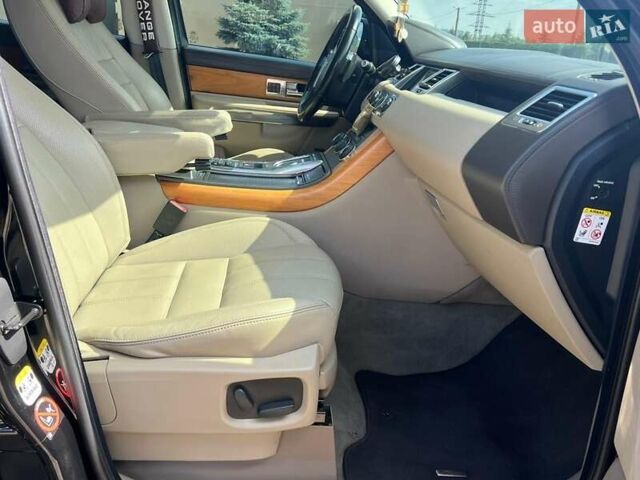 Чорний Ленд Ровер Range Rover Sport, об'ємом двигуна 3 л та пробігом 136 тис. км за 19000 $, фото 15 на Automoto.ua