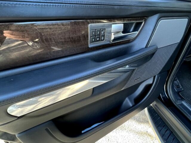 Чорний Ленд Ровер Range Rover Sport, об'ємом двигуна 5 л та пробігом 143 тис. км за 26800 $, фото 16 на Automoto.ua