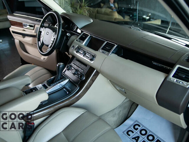 Чорний Ленд Ровер Range Rover Sport, об'ємом двигуна 3 л та пробігом 87 тис. км за 37500 $, фото 24 на Automoto.ua