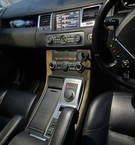 Чорний Ленд Ровер Range Rover Sport, об'ємом двигуна 3 л та пробігом 180 тис. км за 7200 $, фото 9 на Automoto.ua