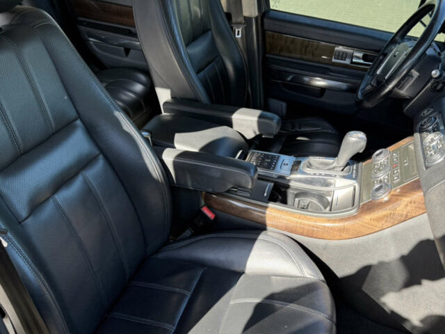 Чорний Ленд Ровер Range Rover Sport, об'ємом двигуна 2.99 л та пробігом 240 тис. км за 16500 $, фото 8 на Automoto.ua