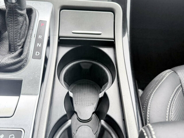 Чорний Ленд Ровер Range Rover Sport, об'ємом двигуна 2.99 л та пробігом 219 тис. км за 14000 $, фото 12 на Automoto.ua