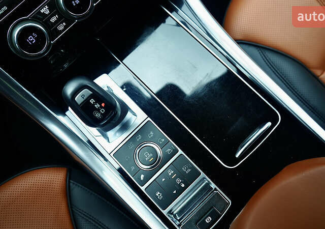 Чорний Ленд Ровер Range Rover Sport, об'ємом двигуна 5 л та пробігом 120 тис. км за 28999 $, фото 32 на Automoto.ua