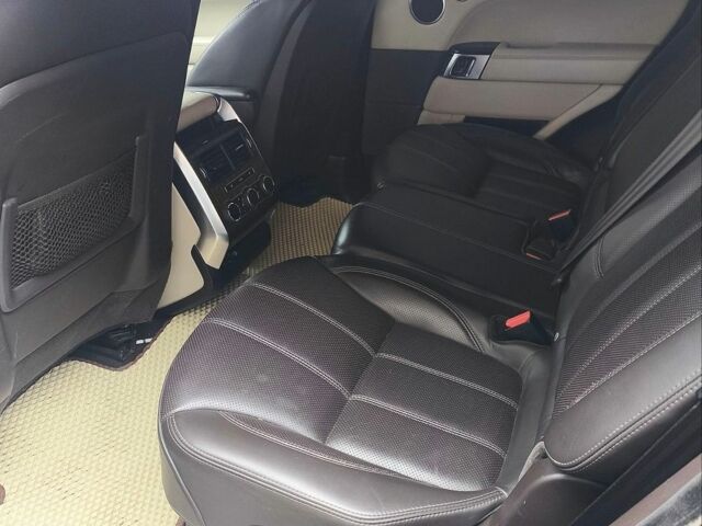 Чорний Ленд Ровер Range Rover Sport, об'ємом двигуна 5 л та пробігом 250 тис. км за 15000 $, фото 6 на Automoto.ua