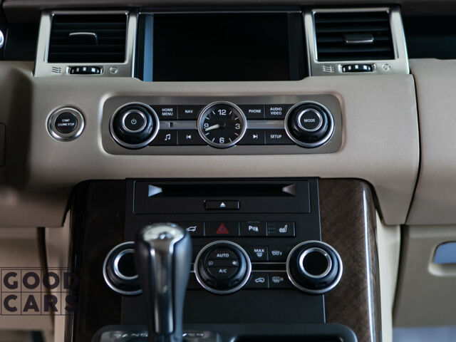 Чорний Ленд Ровер Range Rover Sport, об'ємом двигуна 3 л та пробігом 87 тис. км за 37500 $, фото 29 на Automoto.ua