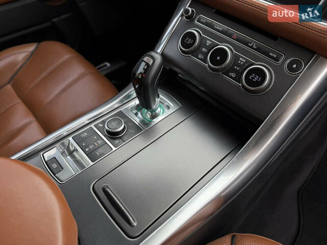 Черный Ленд Ровер Рендж Ровер Спорт, объемом двигателя 3 л и пробегом 188 тыс. км за 24500 $, фото 65 на Automoto.ua