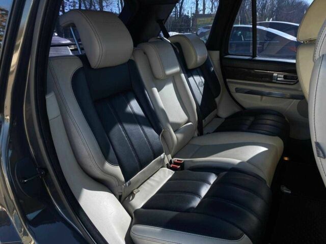 Чорний Ленд Ровер Range Rover Sport, об'ємом двигуна 3 л та пробігом 187 тис. км за 17490 $, фото 13 на Automoto.ua