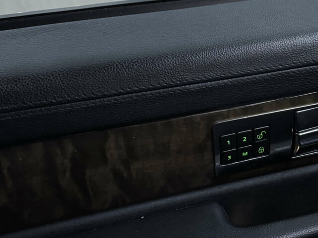 Чорний Ленд Ровер Range Rover Sport, об'ємом двигуна 2.99 л та пробігом 240 тис. км за 16500 $, фото 24 на Automoto.ua