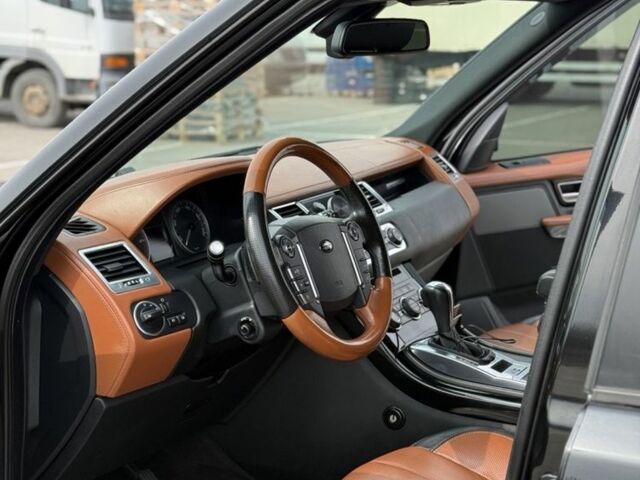 Черный Ленд Ровер Рендж Ровер Спорт, объемом двигателя 3 л и пробегом 239 тыс. км за 15900 $, фото 2 на Automoto.ua