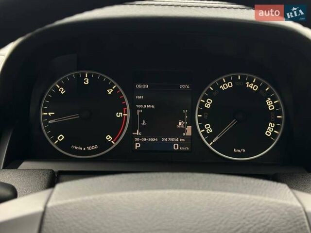 Чорний Ленд Ровер Range Rover Sport, об'ємом двигуна 3 л та пробігом 270 тис. км за 18500 $, фото 23 на Automoto.ua