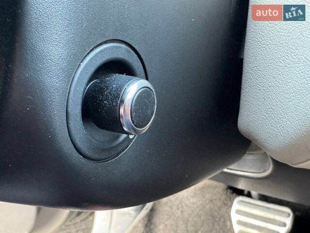 Чорний Ленд Ровер Range Rover Sport, об'ємом двигуна 5 л та пробігом 197 тис. км за 26990 $, фото 26 на Automoto.ua