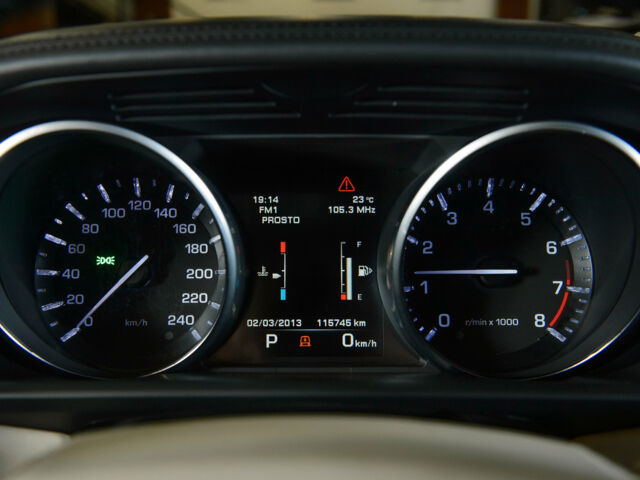 Чорний Ленд Ровер Range Rover Sport, об'ємом двигуна 5 л та пробігом 115 тис. км за 49900 $, фото 20 на Automoto.ua