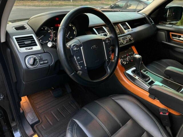 Черный Ленд Ровер Рендж Ровер Спорт, объемом двигателя 5 л и пробегом 185 тыс. км за 15900 $, фото 11 на Automoto.ua