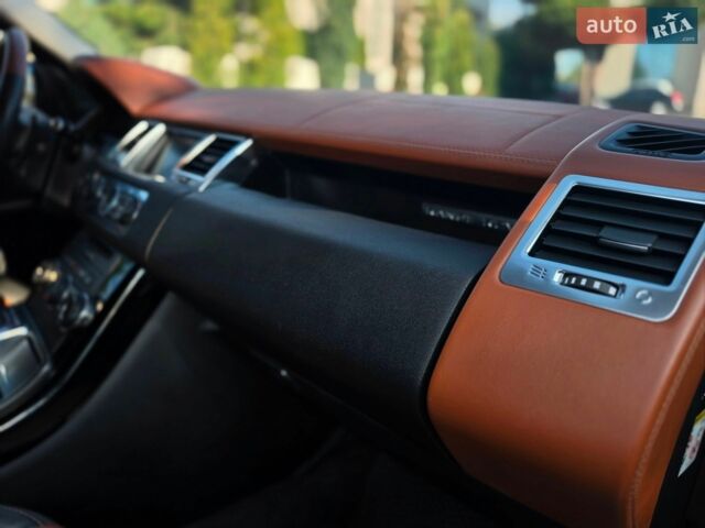 Чорний Ленд Ровер Range Rover Sport, об'ємом двигуна 3 л та пробігом 198 тис. км за 15600 $, фото 20 на Automoto.ua