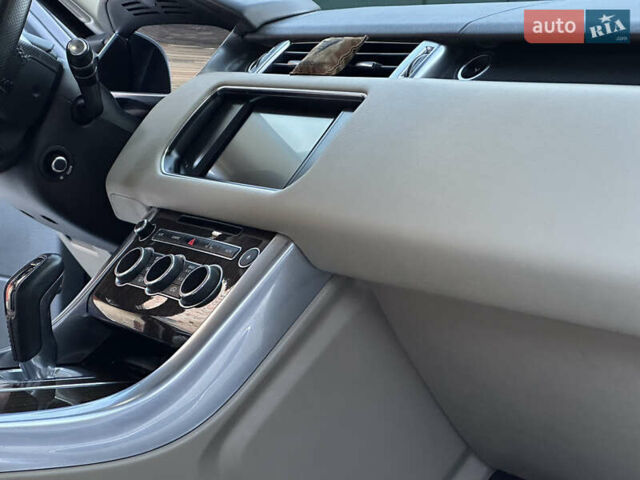 Черный Ленд Ровер Рендж Ровер Спорт, объемом двигателя 3 л и пробегом 189 тыс. км за 24900 $, фото 64 на Automoto.ua