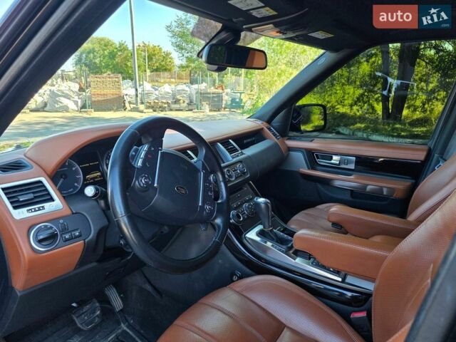 Чорний Ленд Ровер Range Rover Sport, об'ємом двигуна 5 л та пробігом 180 тис. км за 12000 $, фото 11 на Automoto.ua